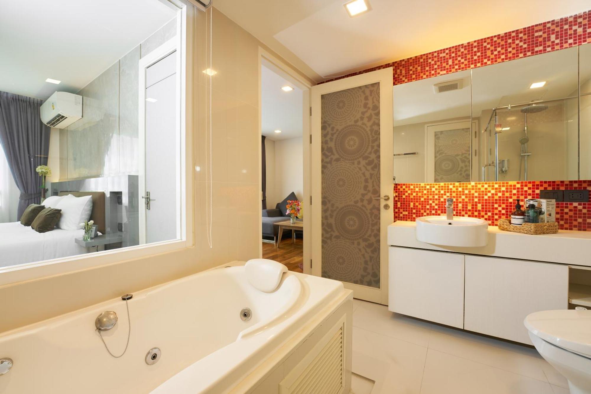 Shine Aparthotels Sukhumvit Thonglor Bangkok Ngoại thất bức ảnh