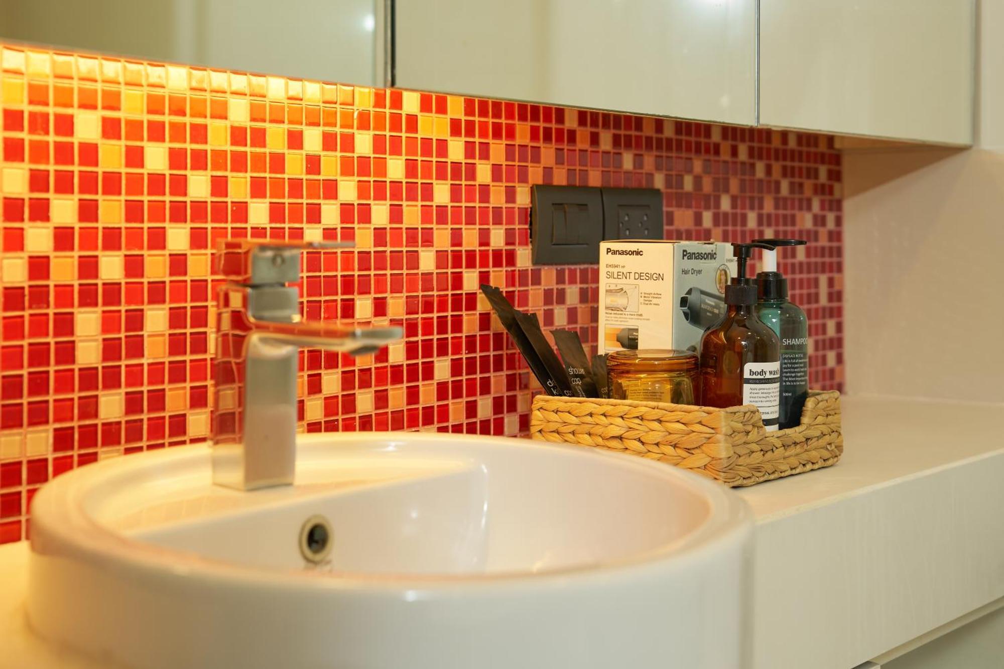 Shine Aparthotels Sukhumvit Thonglor Bangkok Ngoại thất bức ảnh